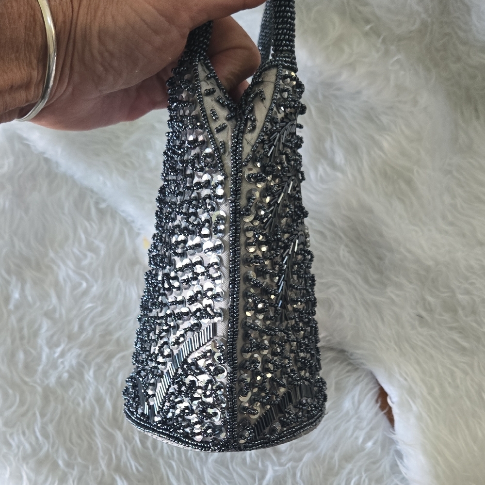 Gorgeous Hand-Beaded Palm‎ Tree Evening Bag ✨ - Picture 6 of 9
